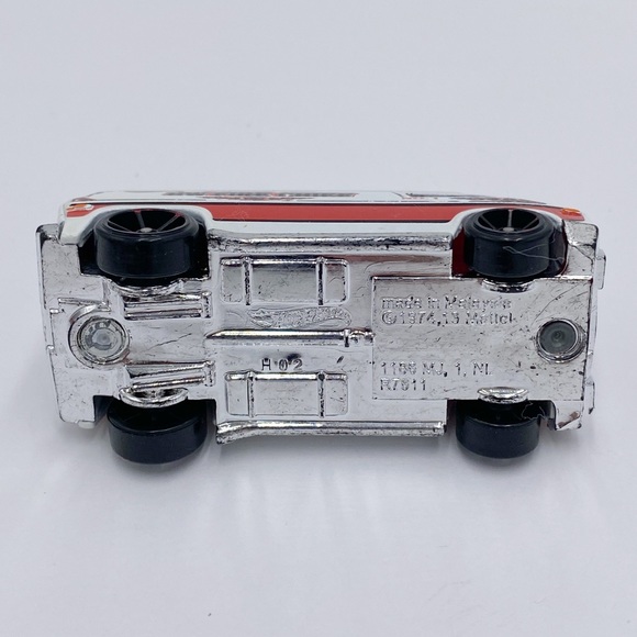 Hot Wheels Fire Rescue Car Lot of 4 - Picture 6 of 15